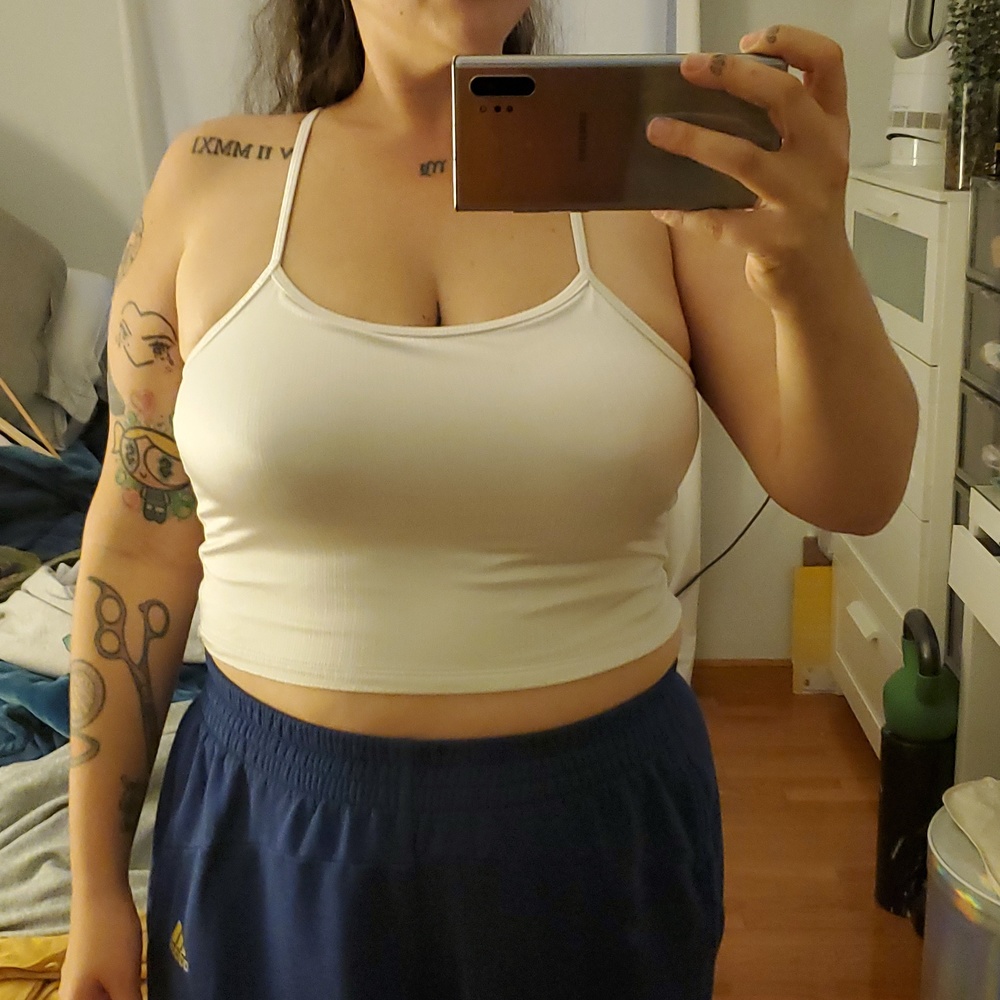 KLASSY NETWORK CROP